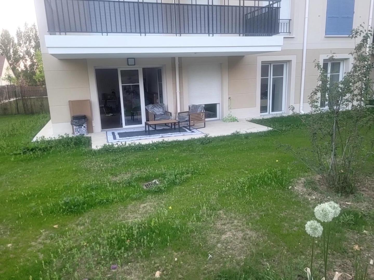 D'hote, Dans 4 Pieces , Avec Terasse, Jardin Appartement Saint-Witz