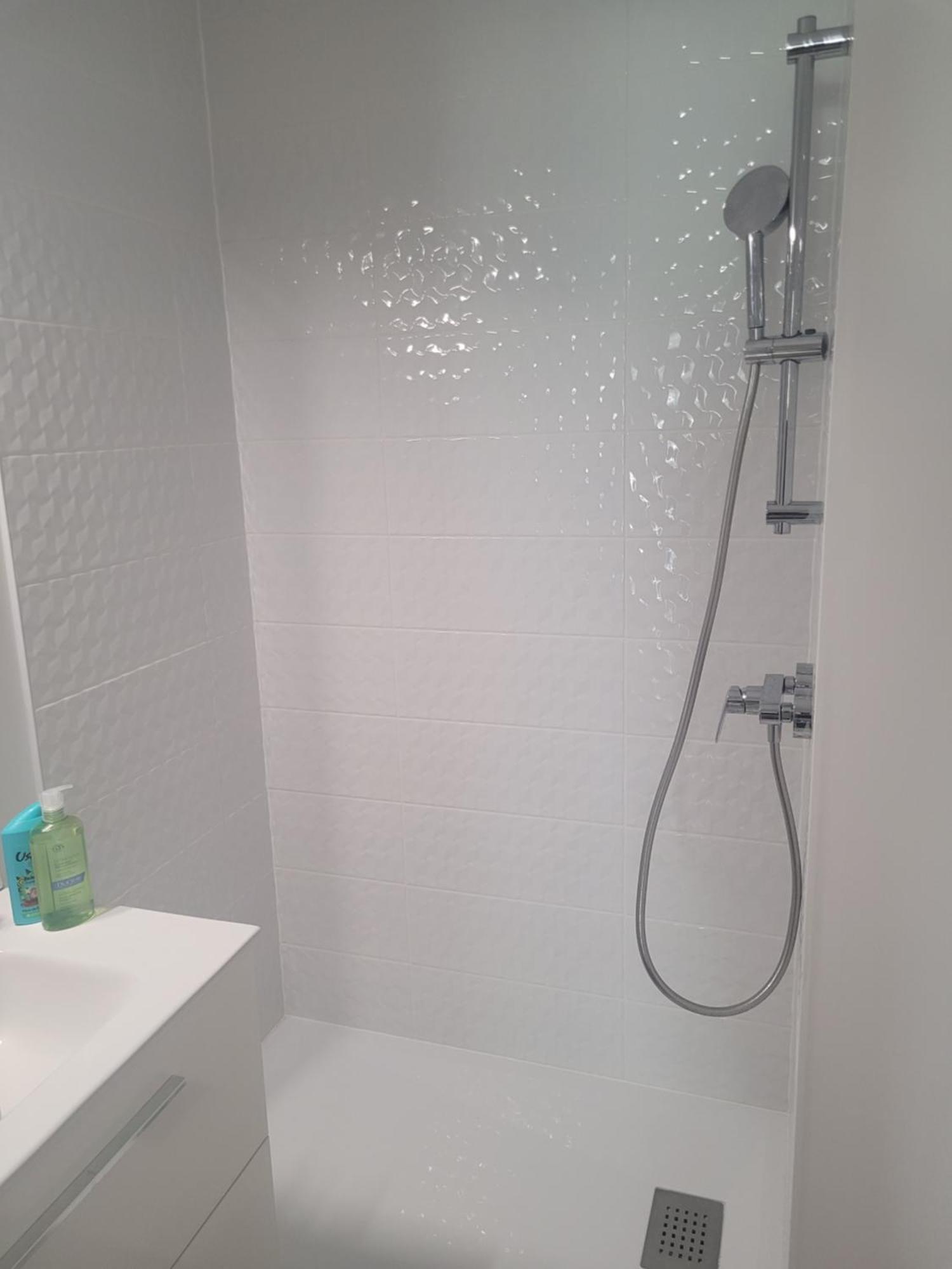 D'hote, Dans 4 Pieces , Avec Terasse, Jardin Appartement